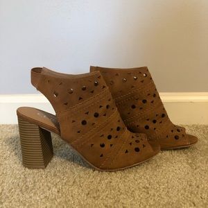 CL Chinese Laundry booties size 10